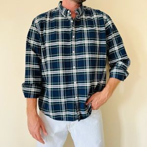 LL bean slim fit plaid button down shirt long sleeve 100% cotton